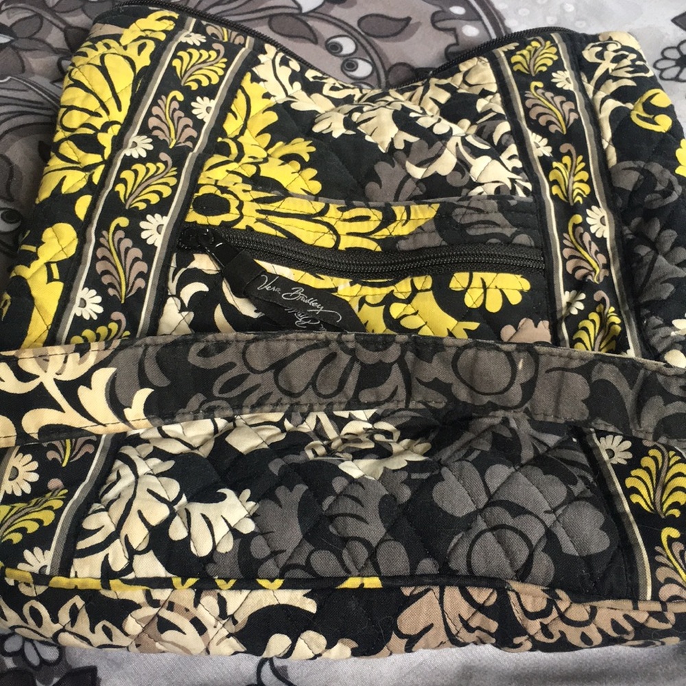 Vera Bradley cross body purse